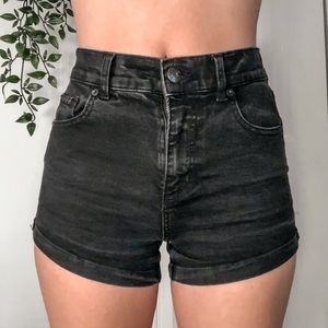 GARAGE Denim Shorts ★★